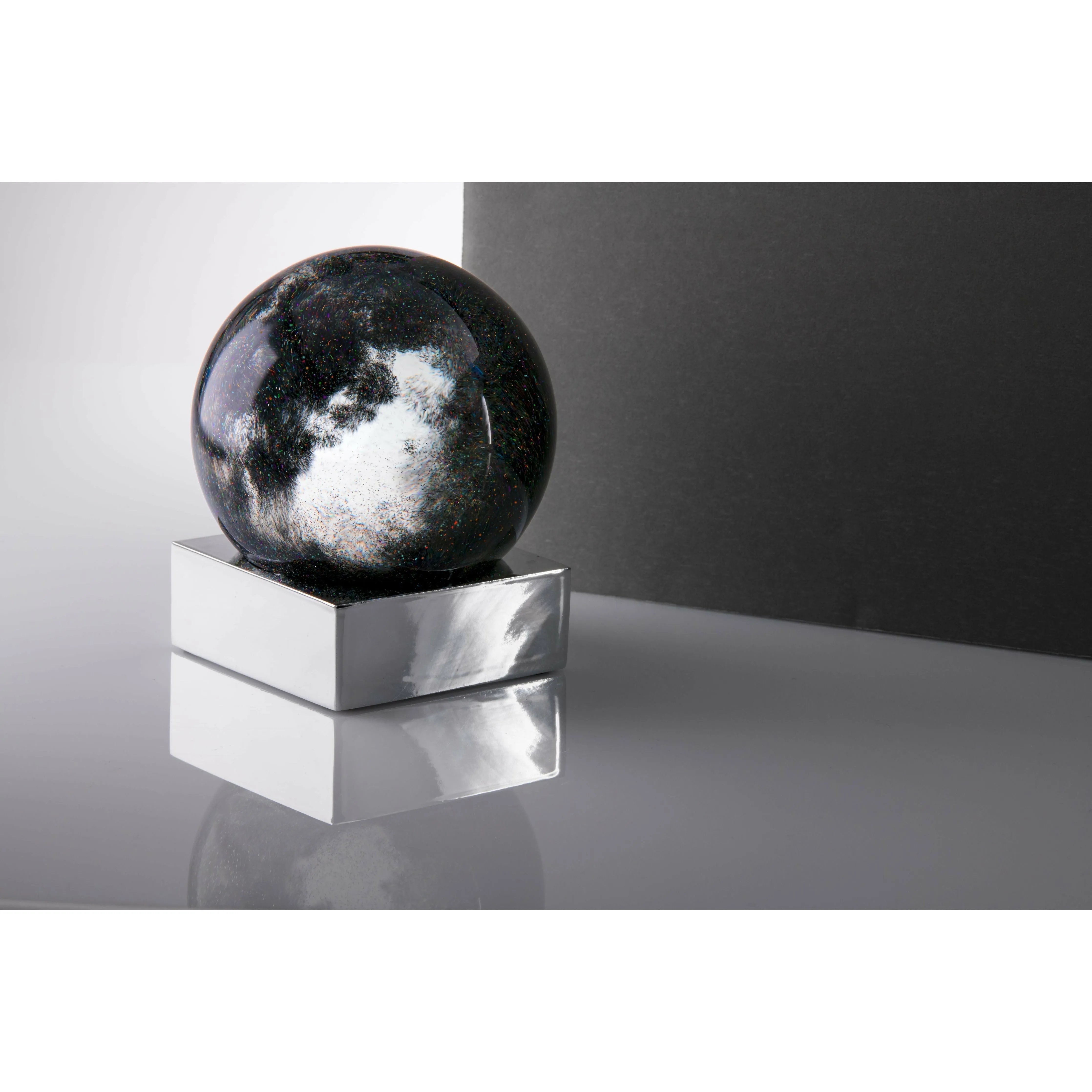 Cool Snow Globes Eclipse
