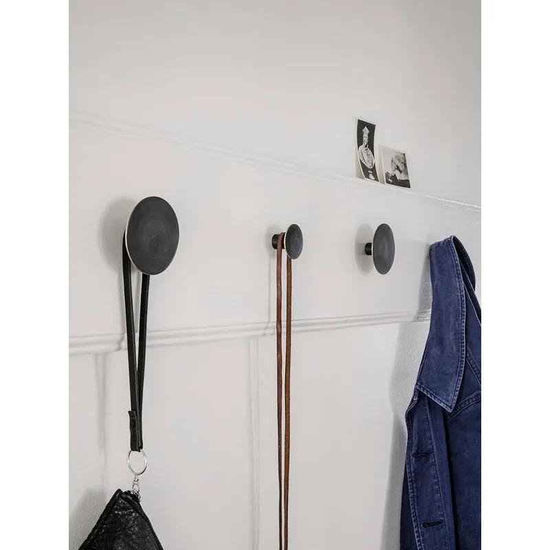 Ferm Living Hook Black Brass, ø4cm