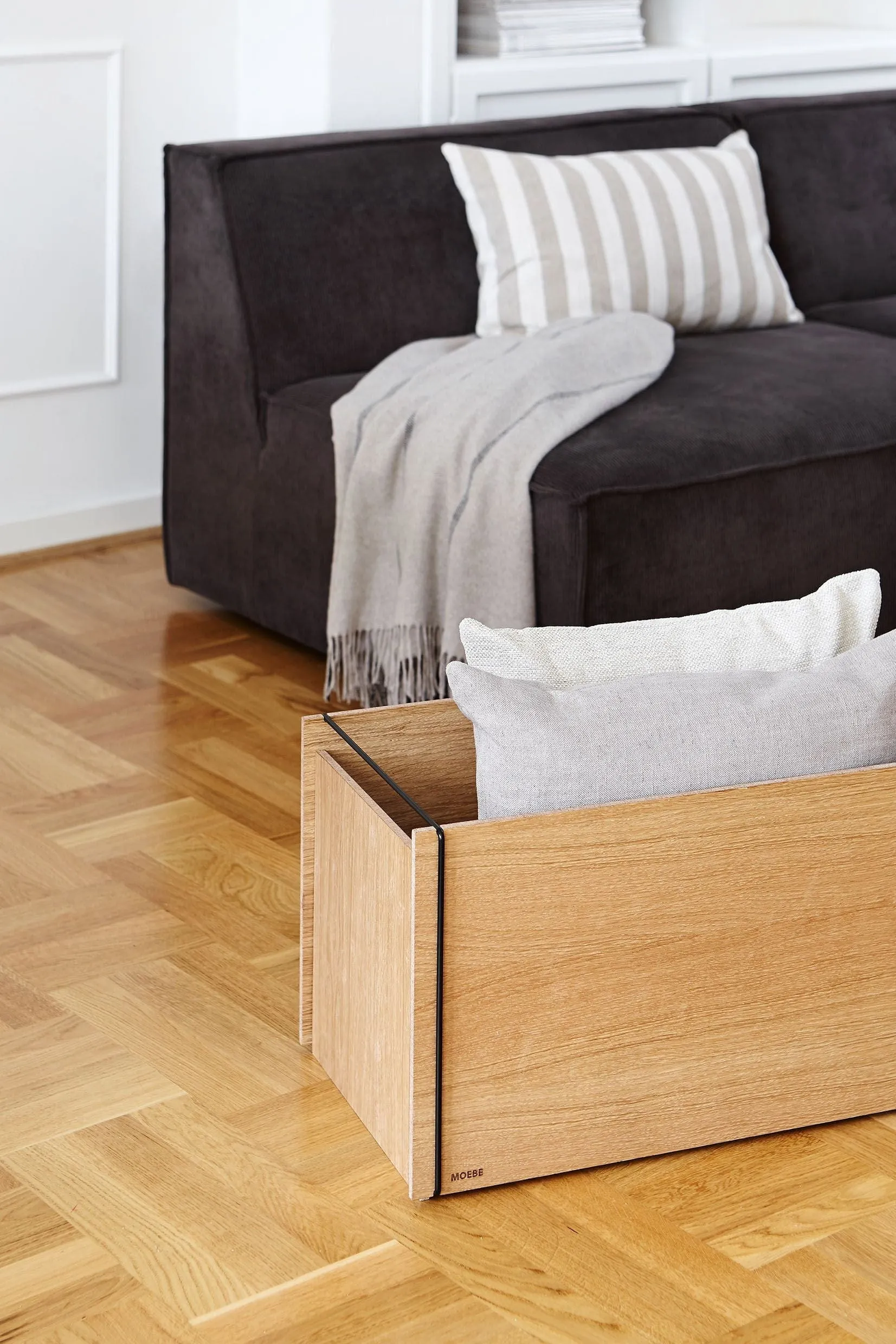 Moebe Storage Box, Oak/Black
