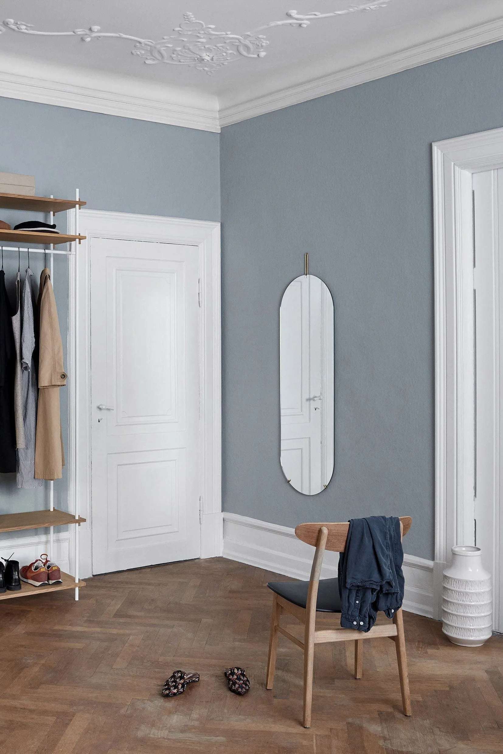 Moebe Wall Mirror ø30 Cm, Brass