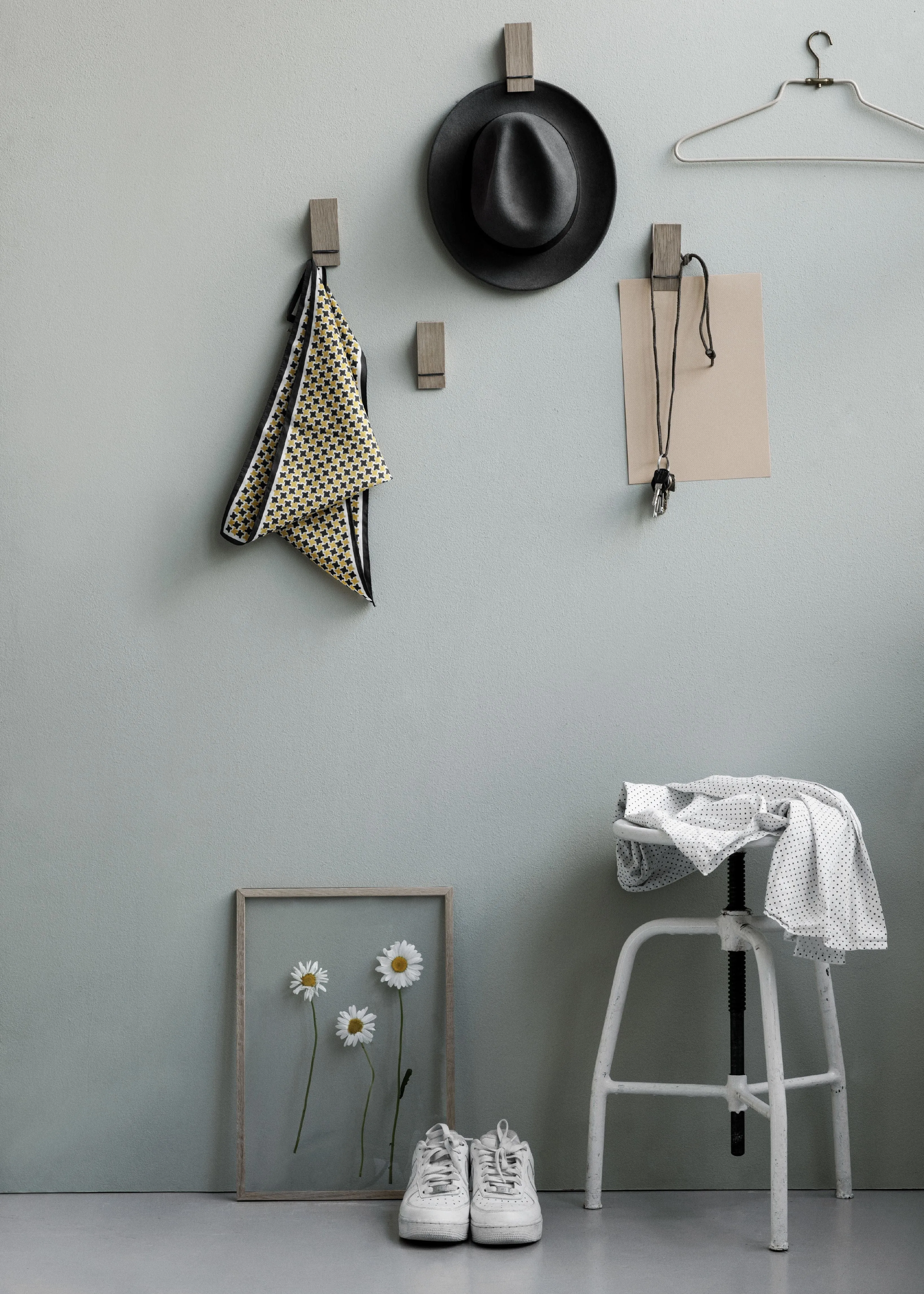 Moebe Wooden Clips, Oak