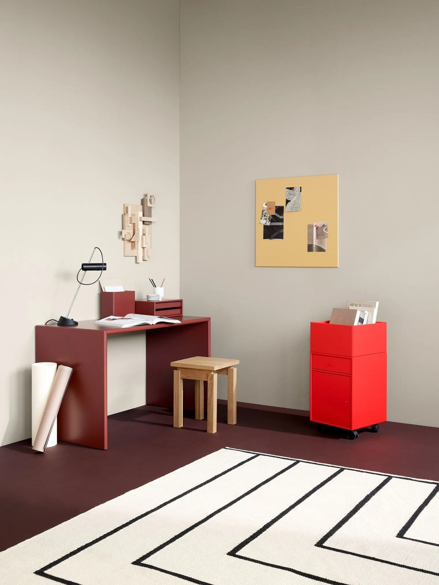 Montana Runner Office Unit On Castors, Balsamic Brown