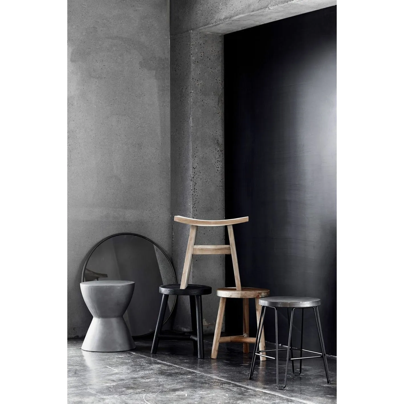 Muubs Copenhagen Wall Mirror Round Black, 80cm