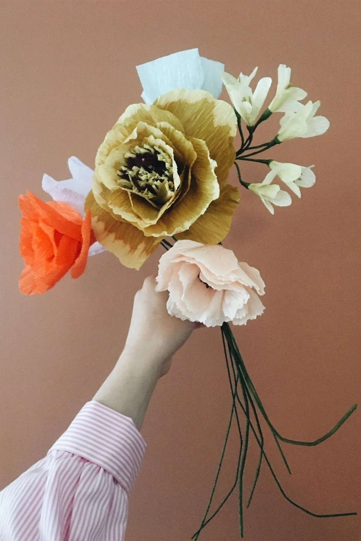 Studio About Paper Flower Ice Poppy, Ochra