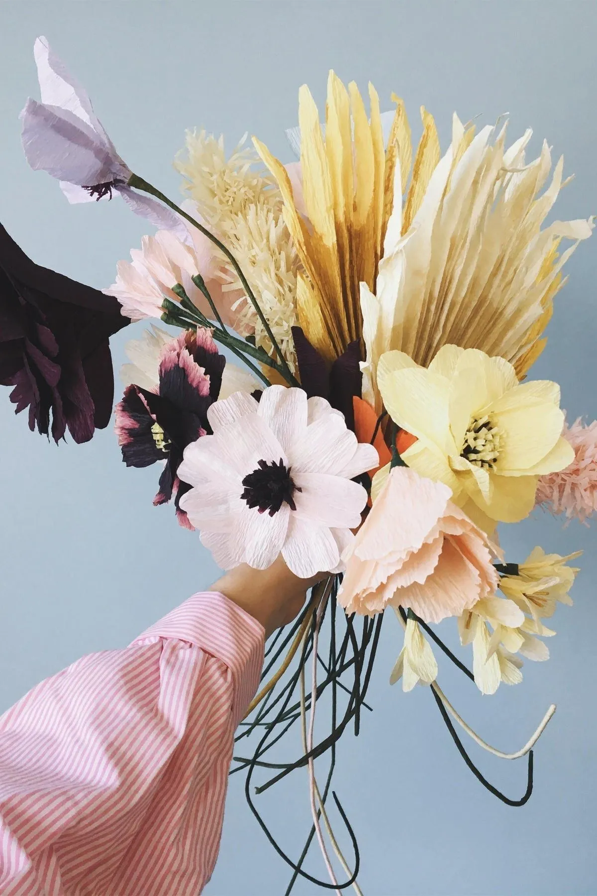 Studio About Paper Flower Pampas, Rose